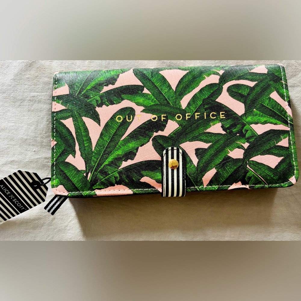 Leatherette Alice Scott Travel Wallet with Palm Trees